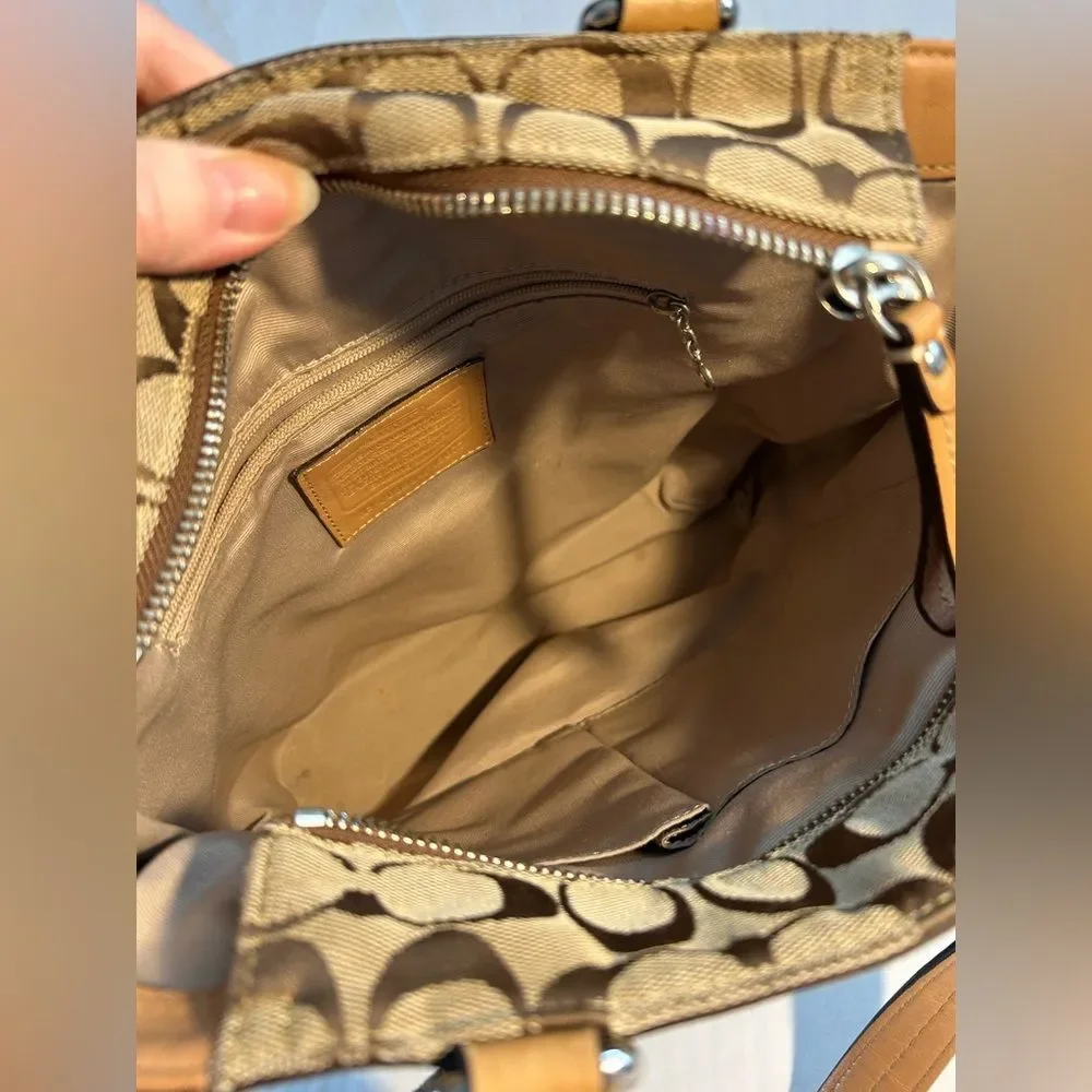 Coach Hampton Signature Brown Tote Bag F13077